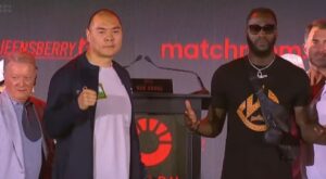 Queensberry vs. Matchroom 5v5 Deontay Wilder and Zhilei Zhang pose for photos