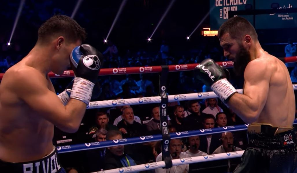 Dmitry Bivol vs Artur Beterbiev Round action