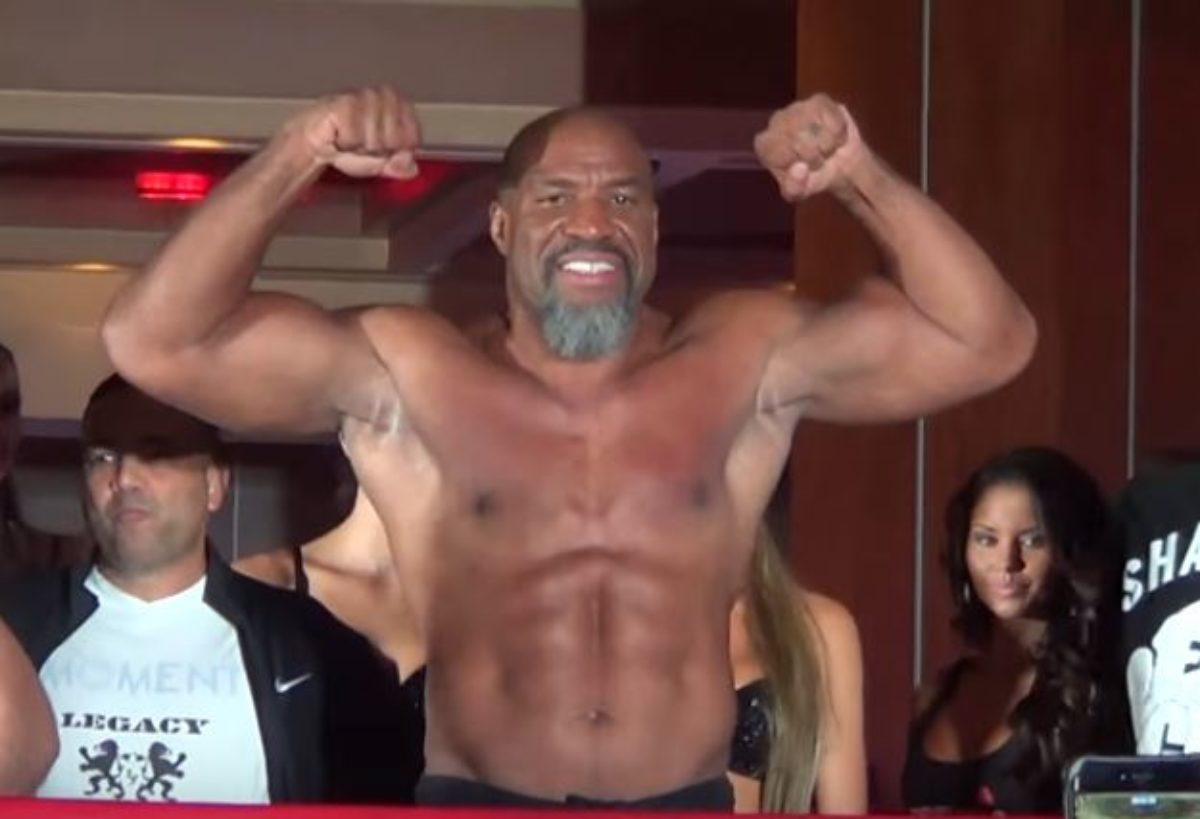 Shannon Briggs Manny Pacquiao Is An Unbelievable Type Of Human Being